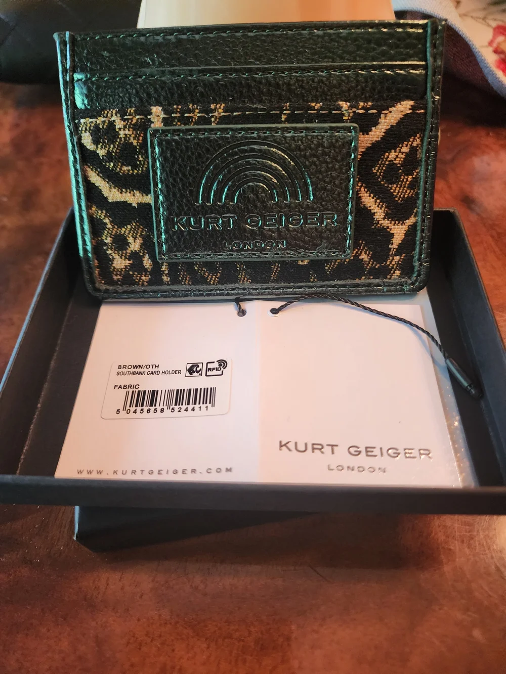✨️ Kurt Geiger London Southbank – Green/BlacSignature Logo Card Holder